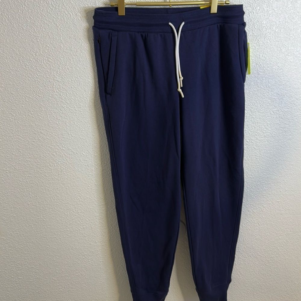 NWT- All in Motion- mid rise navy blue joggers- women’s size small